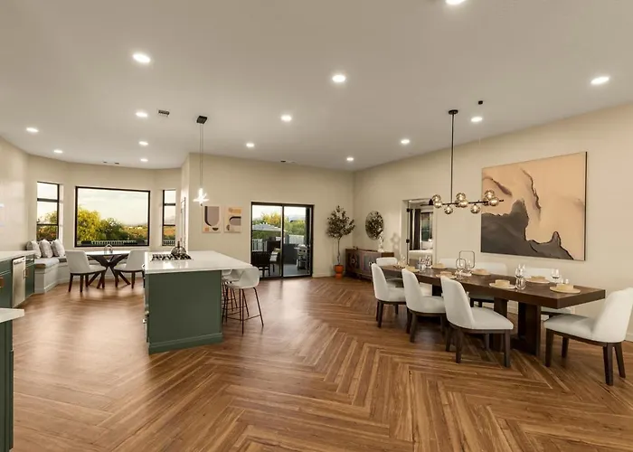 Holiday home Luxury 5br Retreat With Pool And Panoramic Views Cottonwood